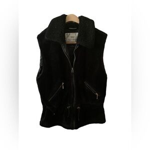 Nils sportswear Black Vest With Faux Fur Collar Size M Quilted Inside & Full Zip